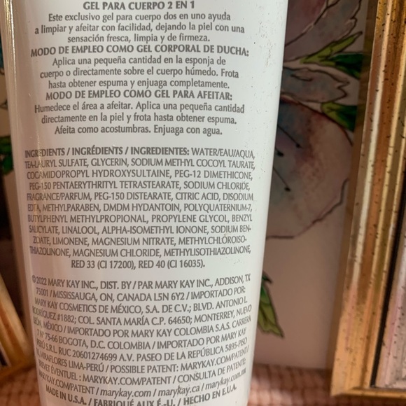 Mary Kay® 2-In-1 Body Wash & Shave - Picture 4 of 5